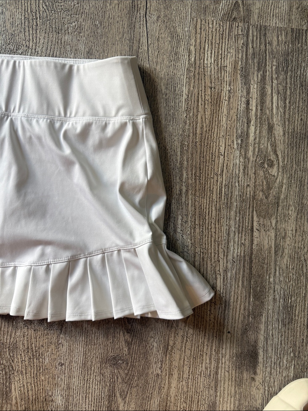 Sigrid Olsen White Pleated-Hem Athletic Skort - Picture 3 of 6